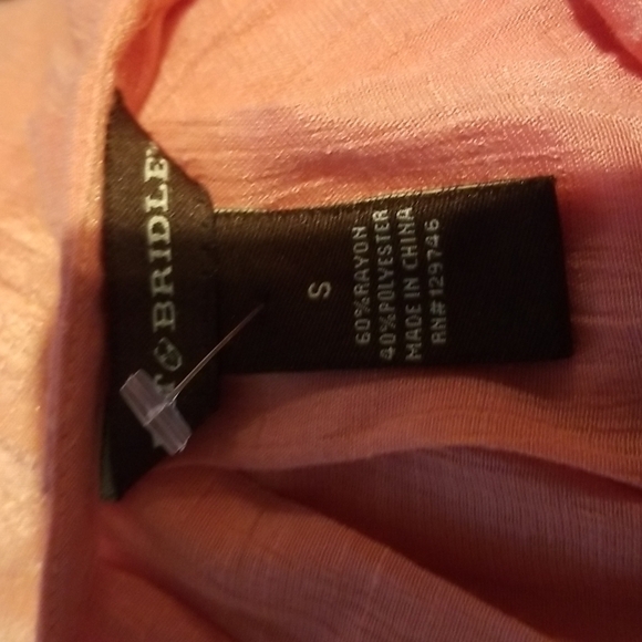 3/$25 Bit & Bridle Size S Coral Short Sleeve Top - Picture 5 of 5